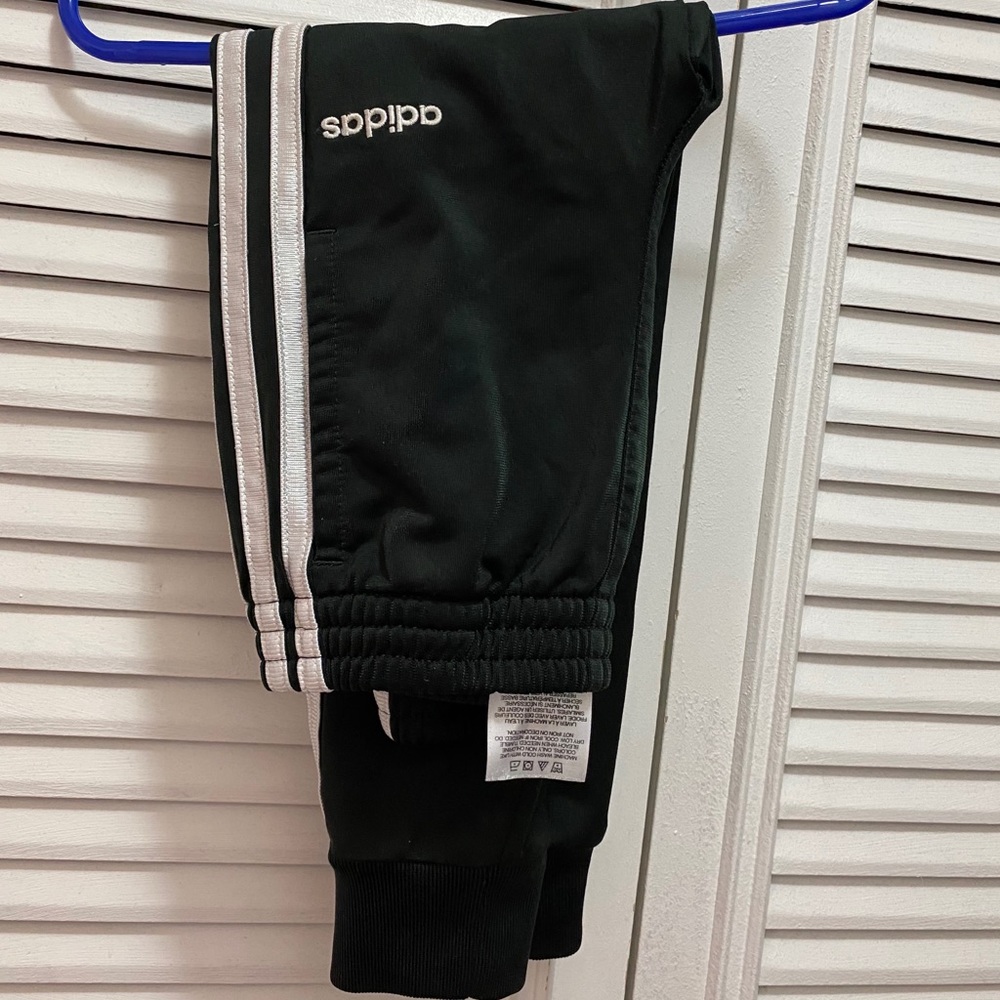 Adidas track suit - Picture 5 of 7